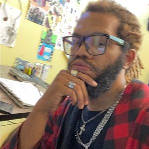 Meet your Posher, Deshawn